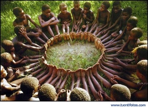 Hagamos Gran Circulo De Pies