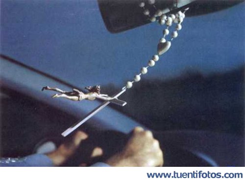 Acelerón Tira A Jesús De La Cruz