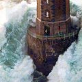 Miniatura de Olas Golpean Faro