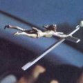Miniatura de Acelerón Tira A Jesús De La Cruz