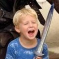 Miniatura de Niño Contra Orco