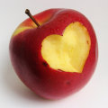 Miniatura de Corazon En Manzana